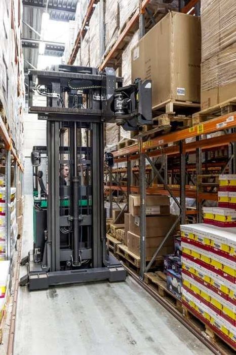 Рич трак (Reach Truck Mitsubishi)