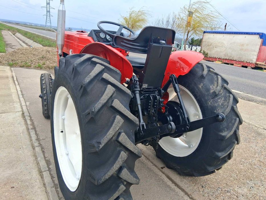 Tractor viticol utb universal u445 vr pentru vie