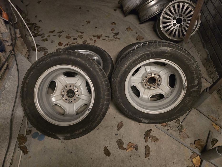 5х112 15 перфектни със зимни гуми