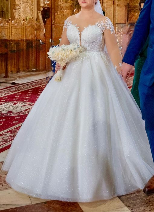 Vând Rochie de mireasă Karmas