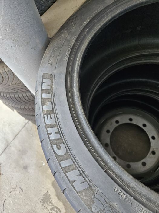 275/45R21 +315/40R21 Michelin