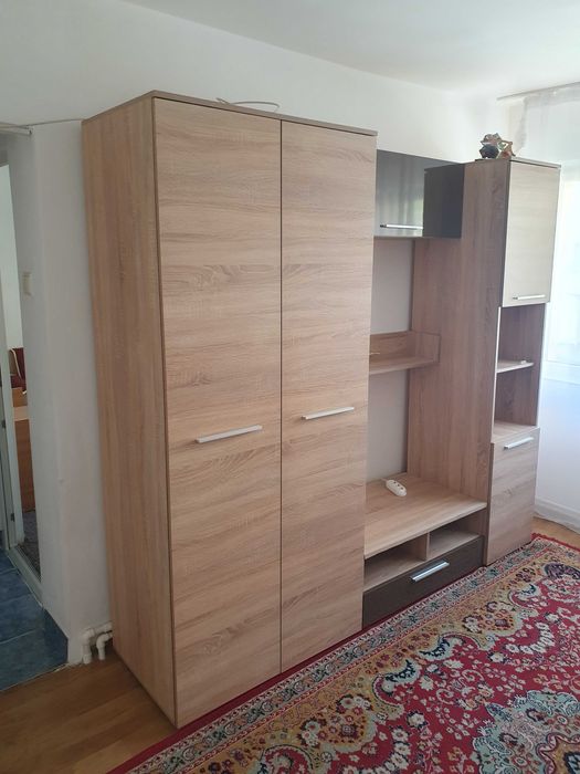 Inchiriez apartament 3 camere in Mărătei !