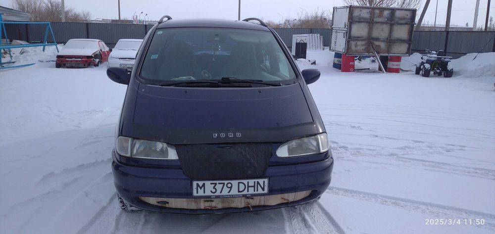 минивэн Ford Galaxy