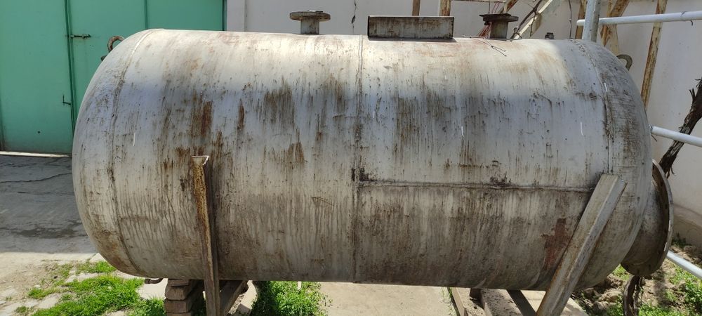 Продаю железную ёмкость