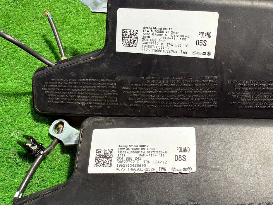 AIRBAG SCAUN R1 ( 2 BUC.) 2012 VW GOLF GTI 2.0 BENZINA COD OEM 5K4880242