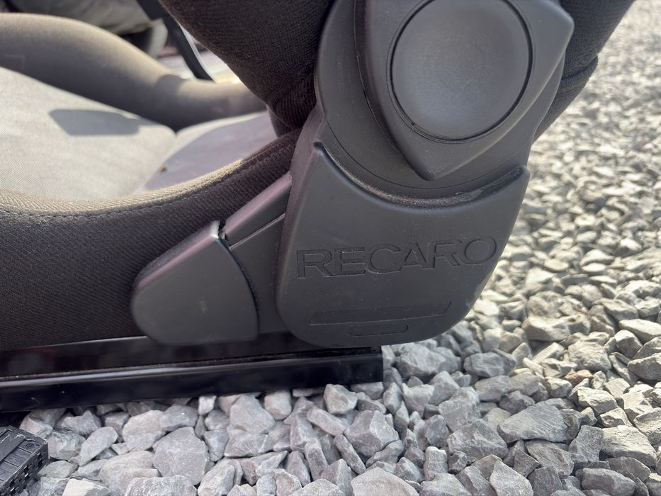 Оригинална спортна седалка RECARO !!!