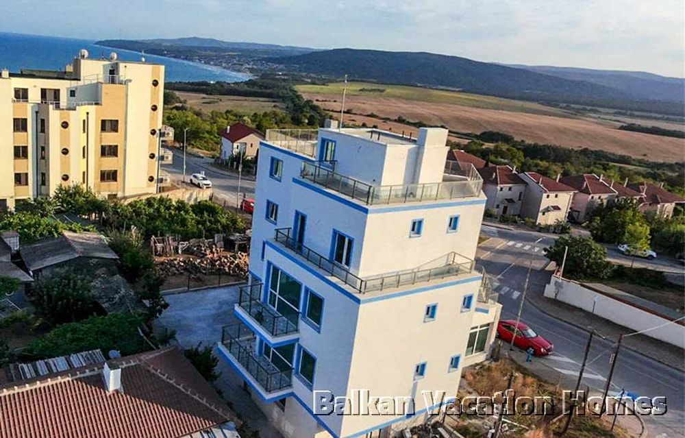 Двустаен апартамент в новопостроена сграда близо до плажа в Бяла