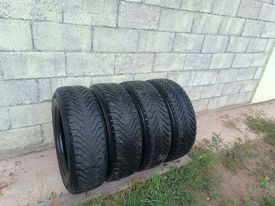 Продам шины зимние