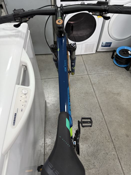 Алуминиев велосипед CUBE AIM RACE 29/M