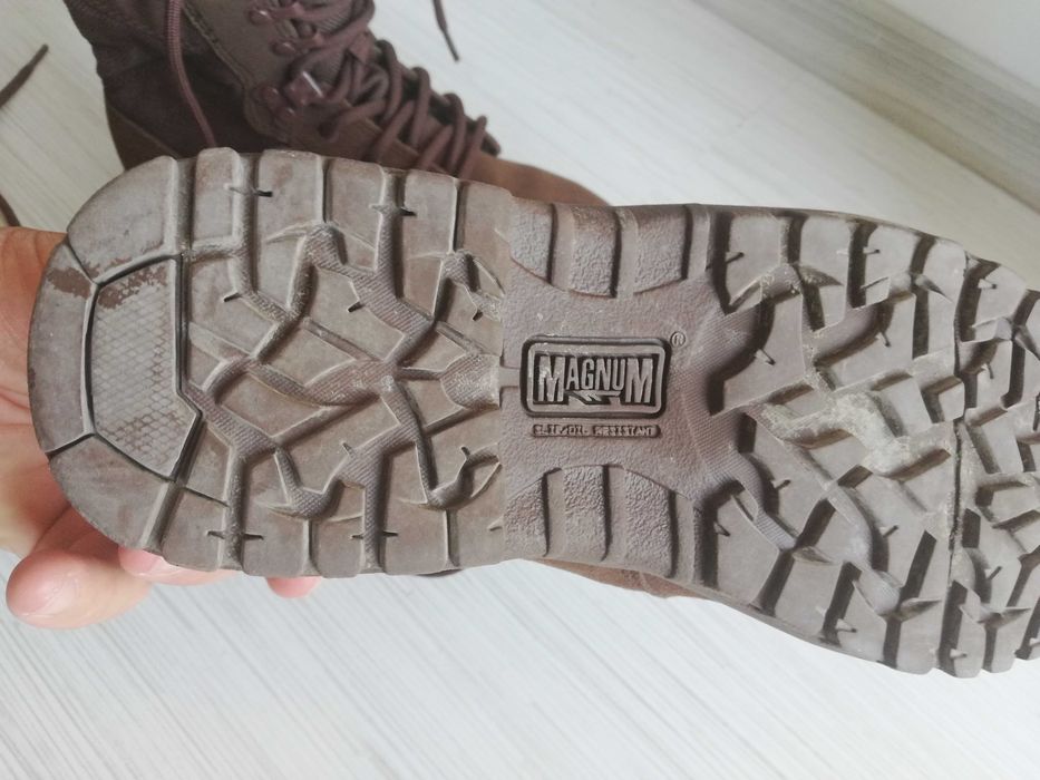 Зимни боти почти нови