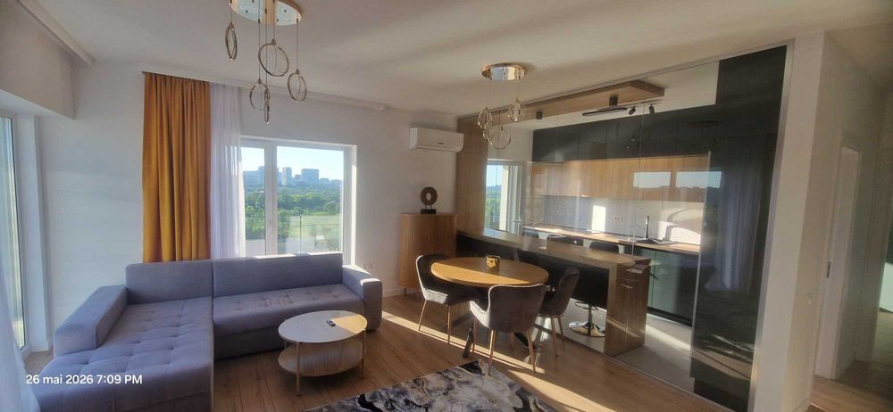 3 camere pe malul lacului, vedere superba