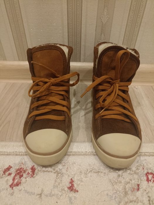 UGG Australia кеды зимние 37