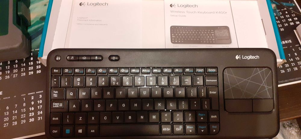Tastatura Logitech wirelees touch noua pentru TV ,laptop ,calculator