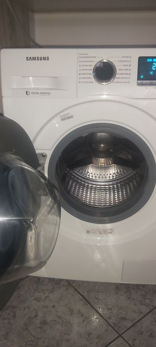 Masina de spalat rufe cu uscator Samsung