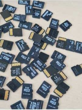 Card de memorie 1 -2  si 4G.