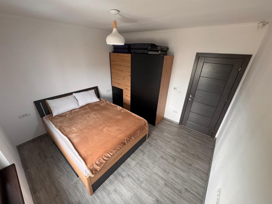 Vand apartament 3 camere in Braytim