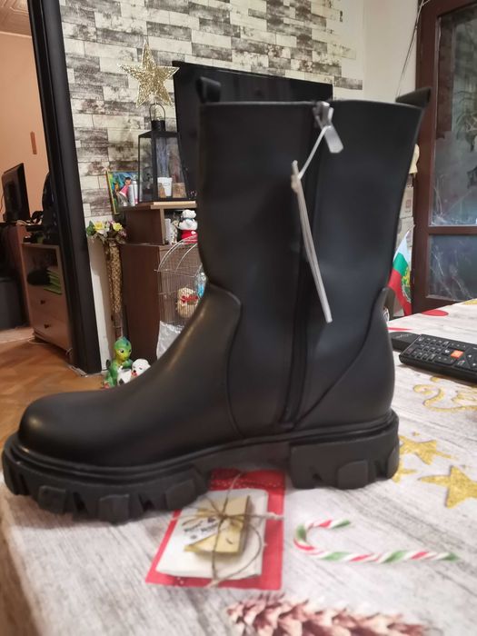 Дамски боти с лека вата