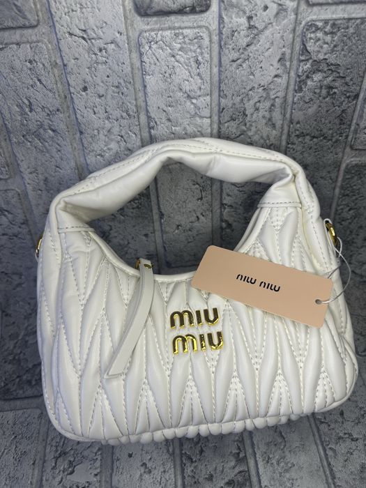 geanta miu miu