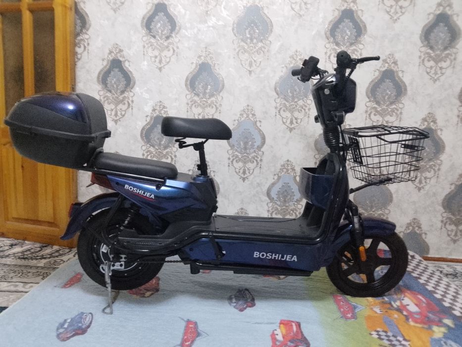 Skuter sotiladi A14Max