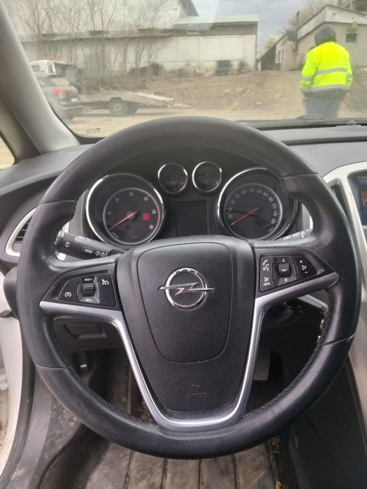 Opel Astra J 1.7cdti An 2012 Proprietar