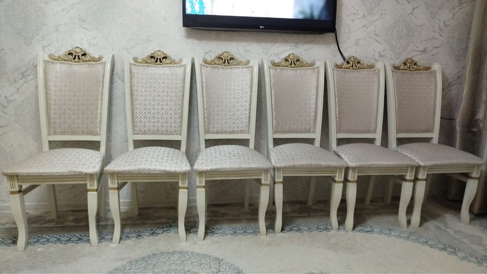 Стулья для гостинной