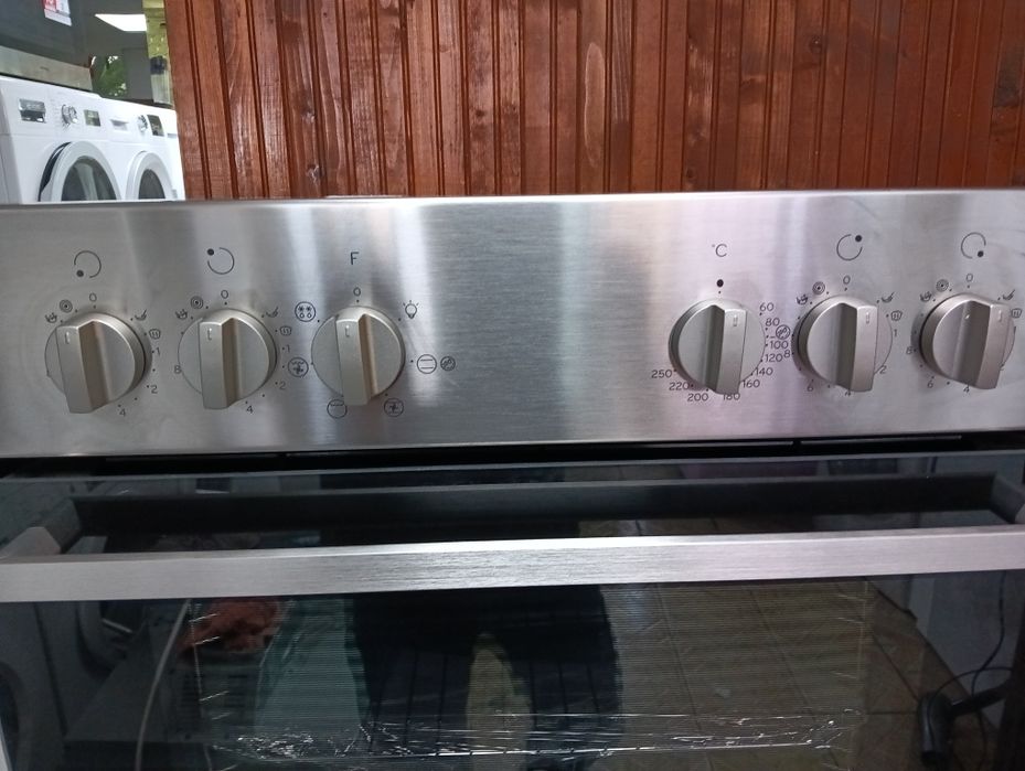 Чисто нова печка за вграждане Privileg 2 години гаранция!