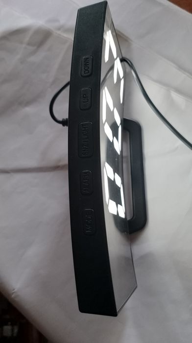 Ceas Digital cu Led/Nou