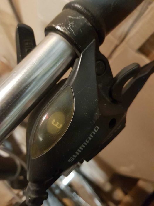 Велосипед. Алуминиева рамка, 3x7, Shimano.