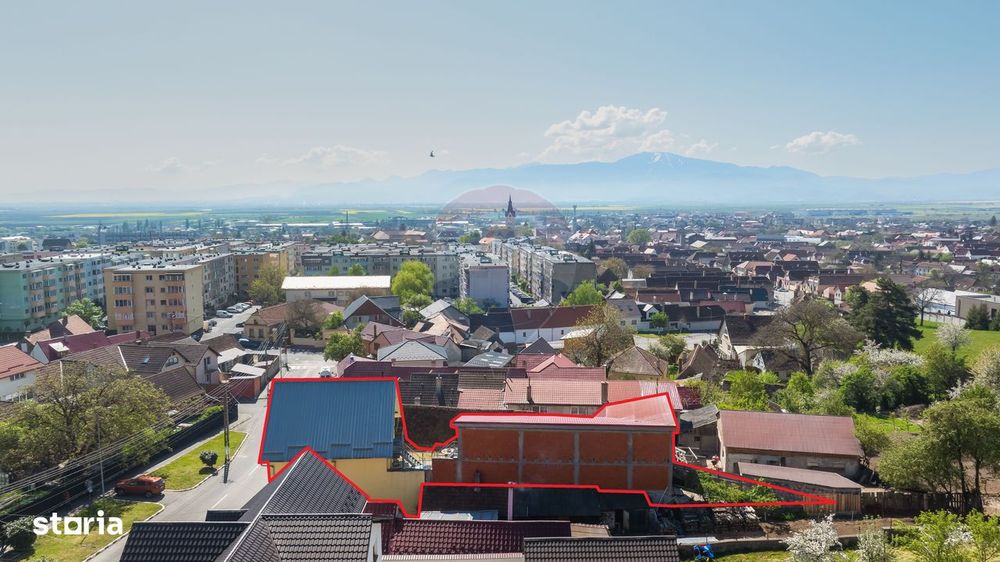 Casă individuală + corp secundar, 475 mp utili, Codlea
