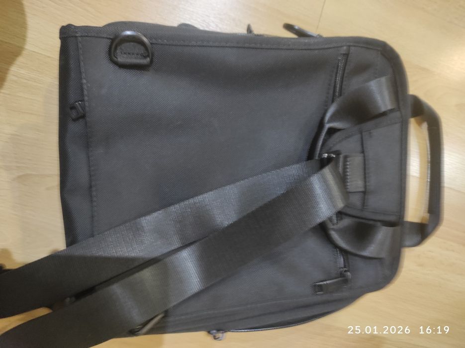 Продам барсетка на плечо