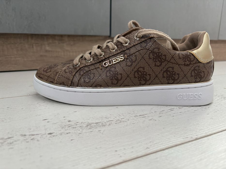 Дамски сникърси Guess