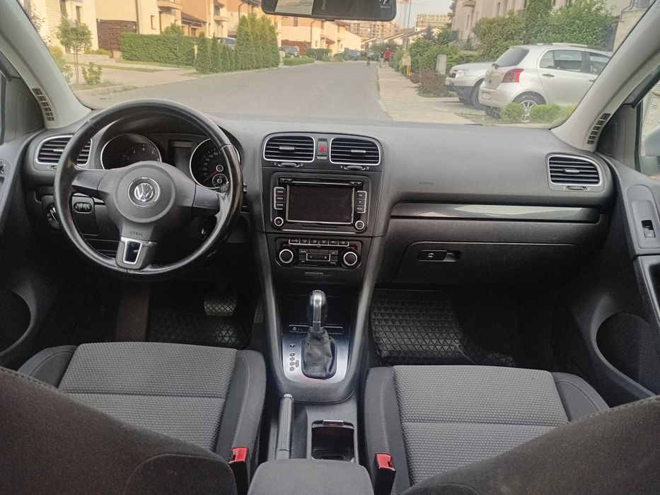 VOLKSWAGEN Golf 2011 — imagine 5