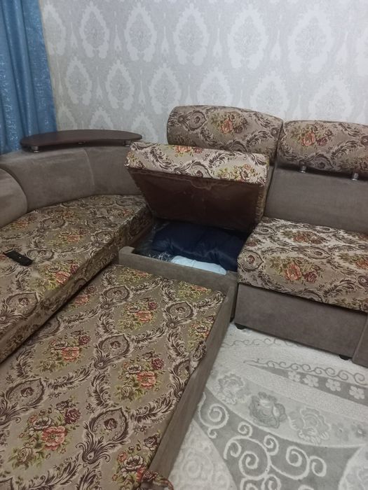 Диван для гостиной