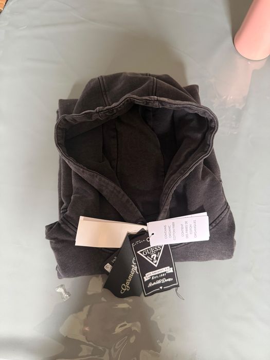 худи Guess оригинал