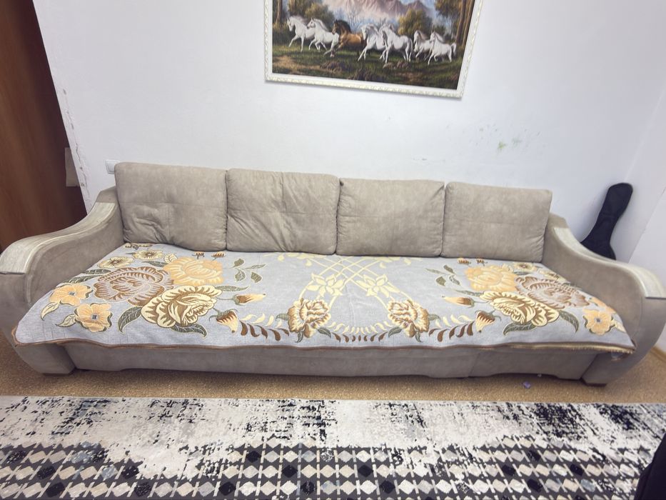 Продам большой раскладной диван