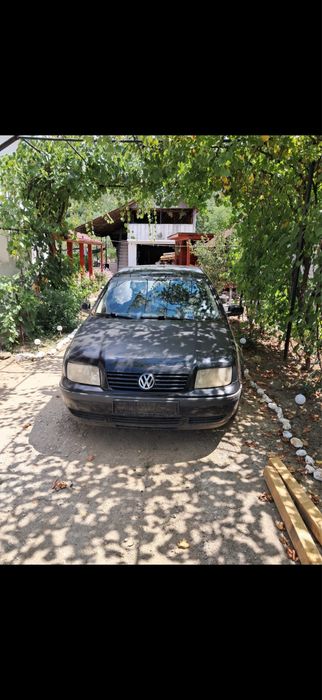 VW Bora 2002 – AUTOMAT – RADIATĂ – cutie defectă