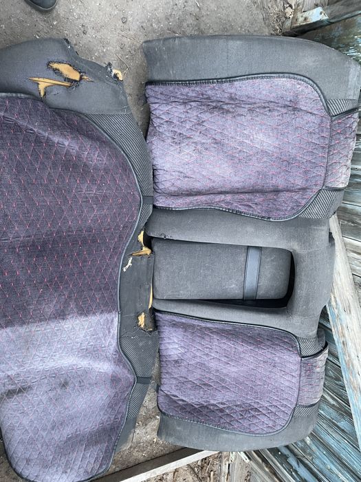 Продам сидения бмв е34