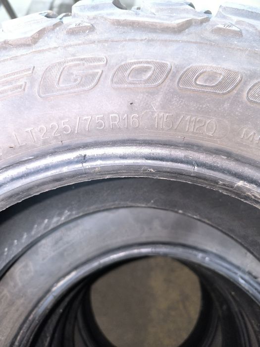 Продам резину A/T