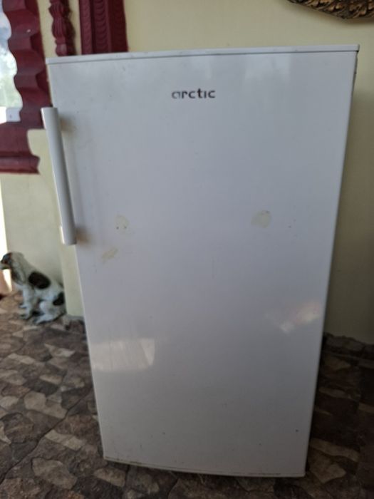 Disponibil frigider