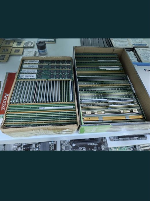 Оперативная память 2GB DDR2/DDR3