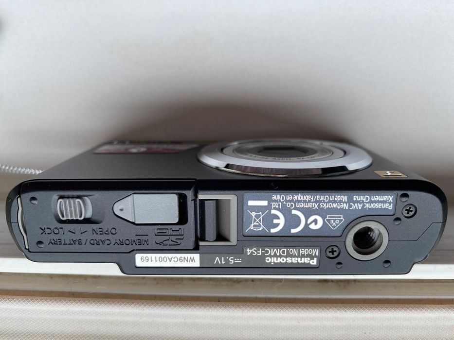 Panasonic Lumix DMC-FS4
