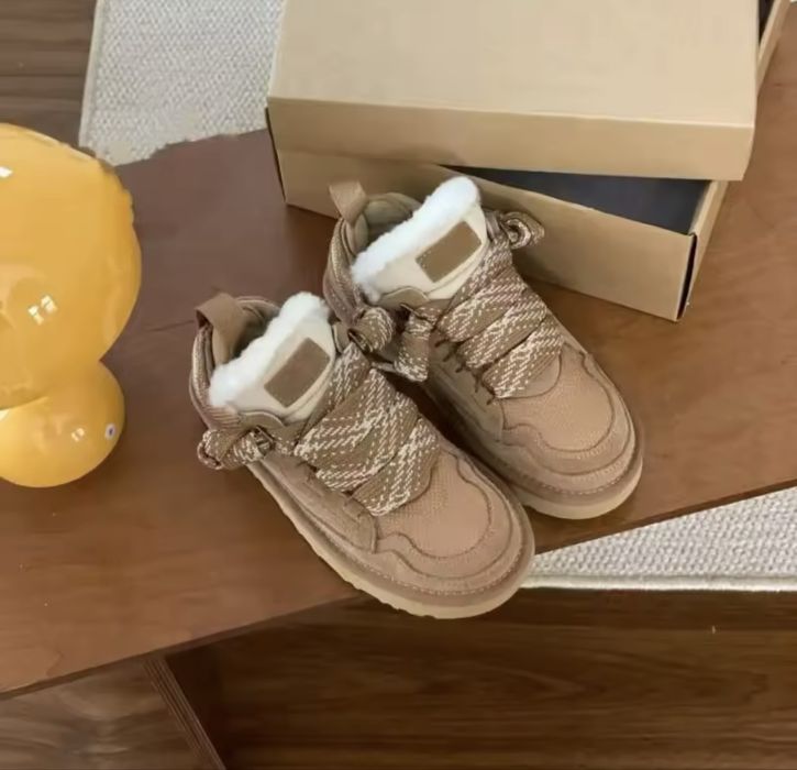 Зимни обувки UGG