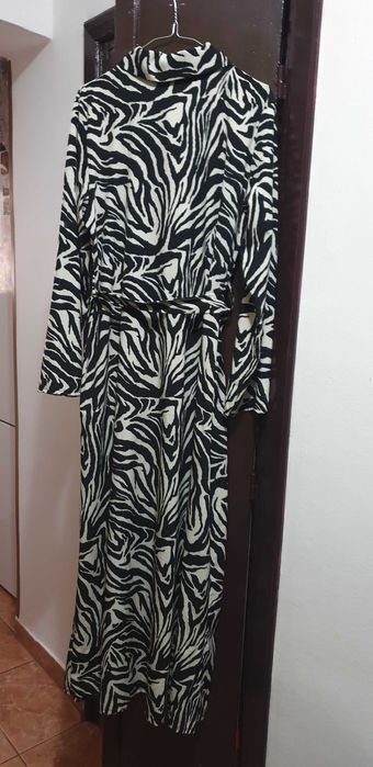 Rochie de vară, imprimeu animal print