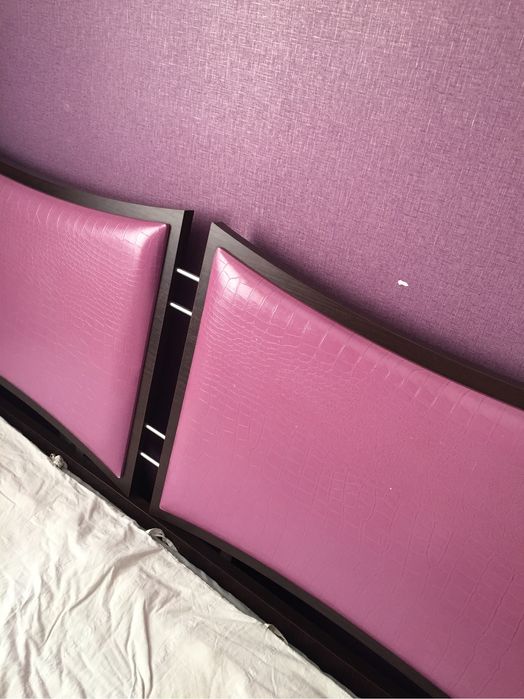 Продам спальный гарнитур