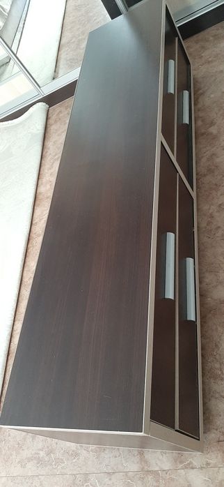 Продам шкаф-купе с тумбой