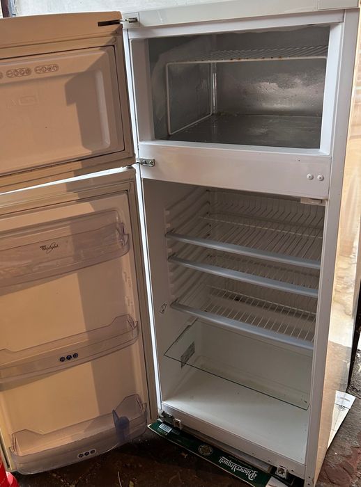 Хладилник Whirlpool