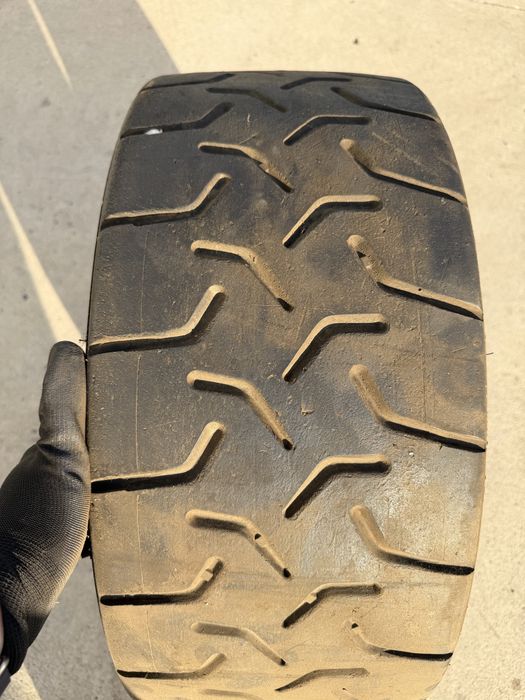 Kumho Ecsta Semi-Slick