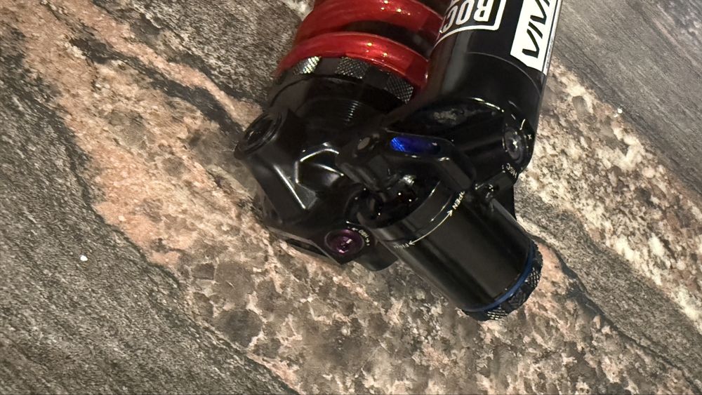De vanzare Rockshox Vivid Ultimate Coil