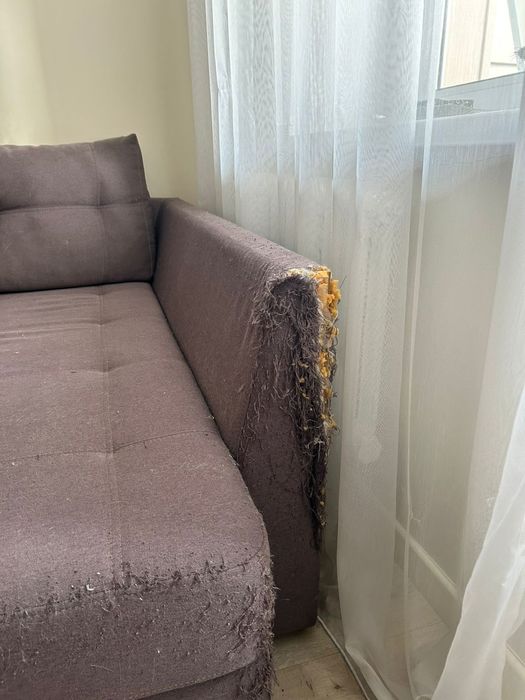 Продам диван угловой