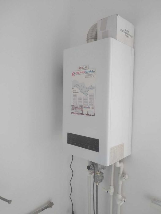 ЖАЙ САТЫЛАДЫ НӨКИС ҚАЛАСЫ. Гугил мектепке қарама қарсы дом.67m.kv.